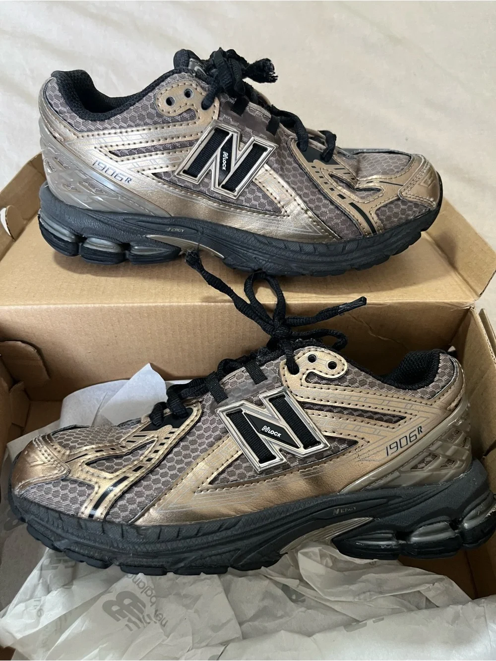 Kids New Balance 1906r Sneakers